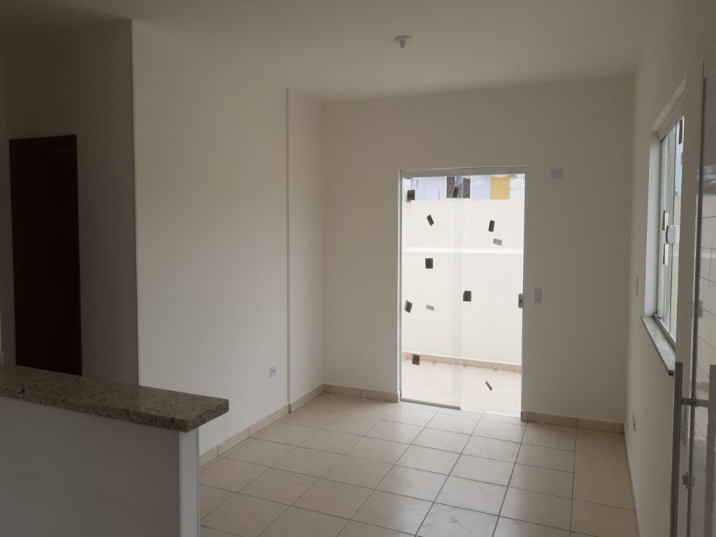 Casa à venda com 2 quartos, 60m² - Foto 8