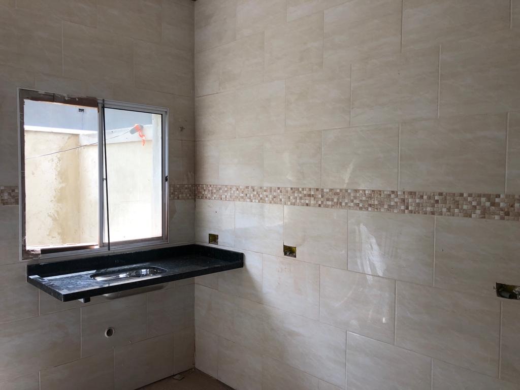 Casa à venda com 2 quartos, 65m² - Foto 14