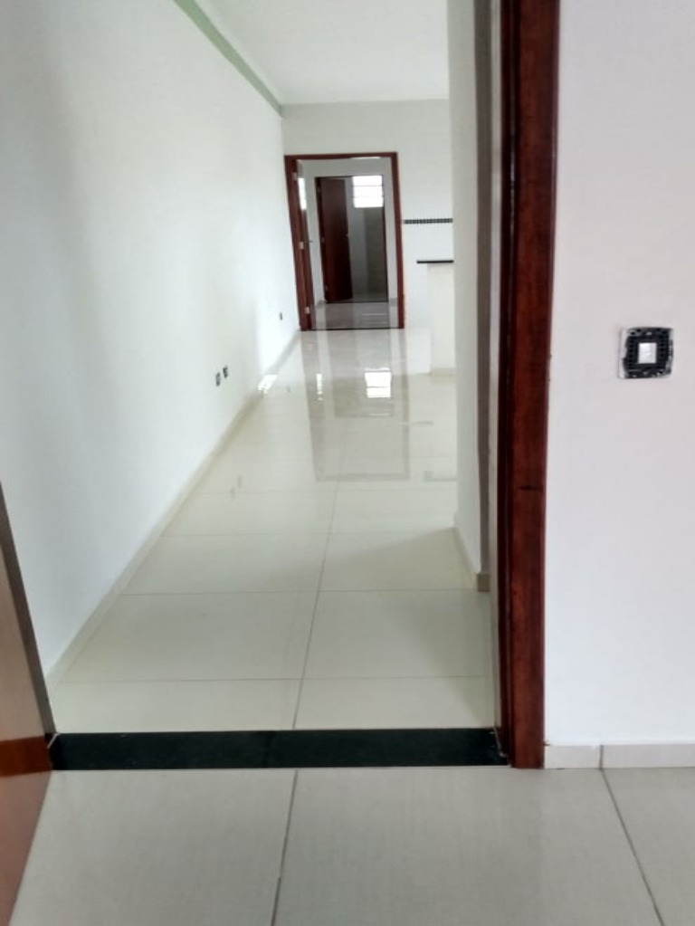 Casa à venda com 2 quartos, 60m² - Foto 16