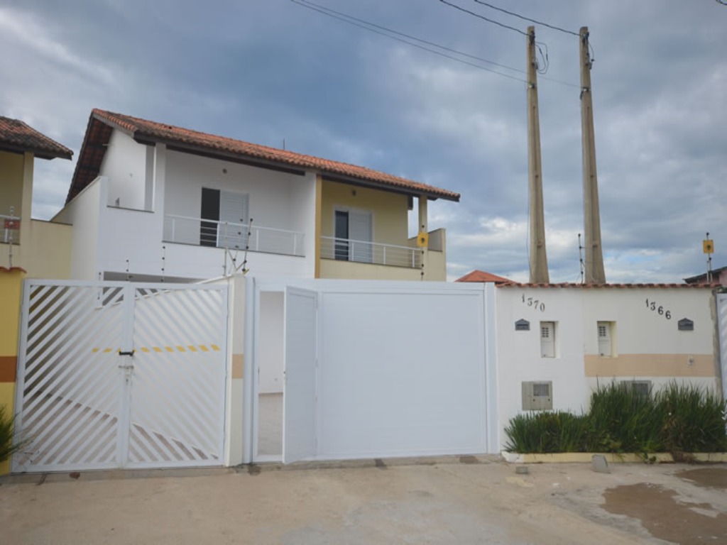 Casa à venda com 2 quartos, 107m² - Foto 2