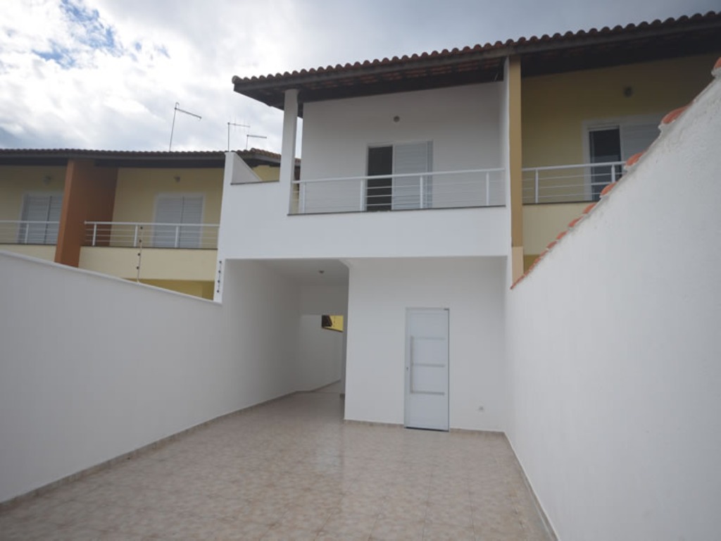 Casa à venda com 2 quartos, 107m² - Foto 3