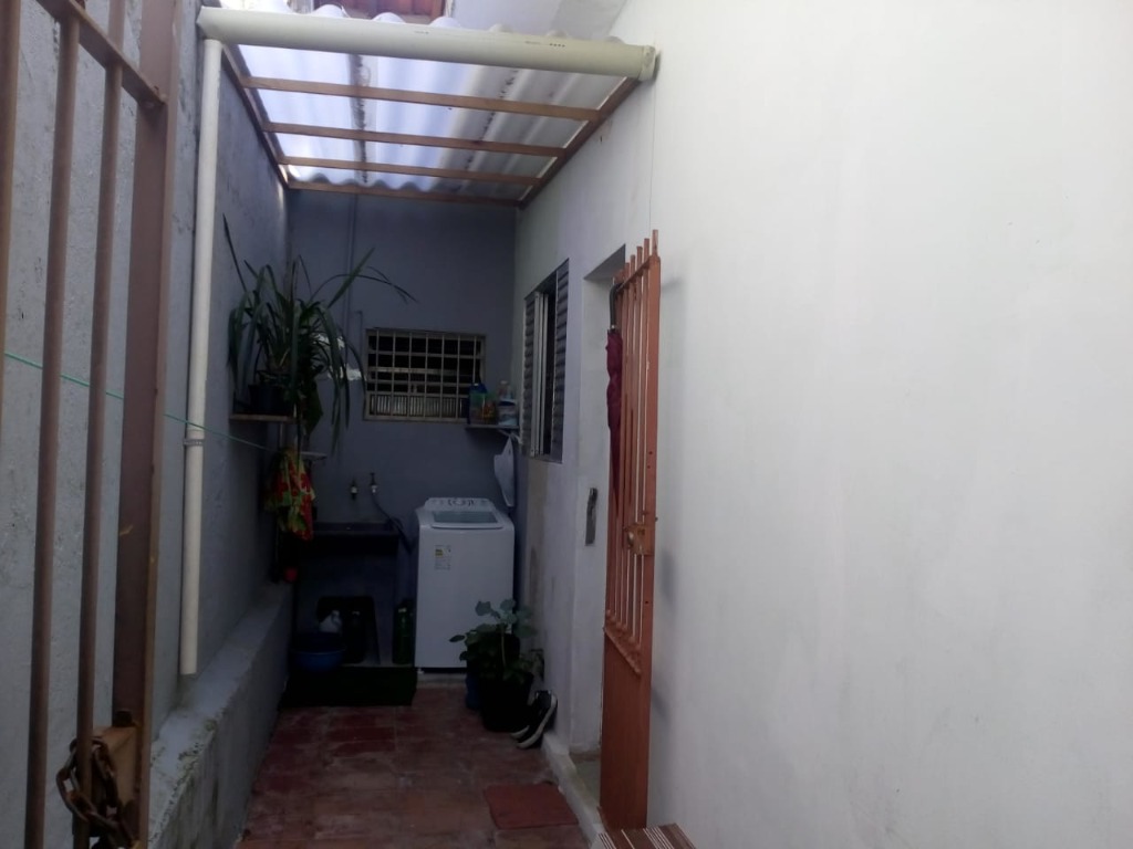 Casa à venda com 2 quartos, 90m² - Foto 18