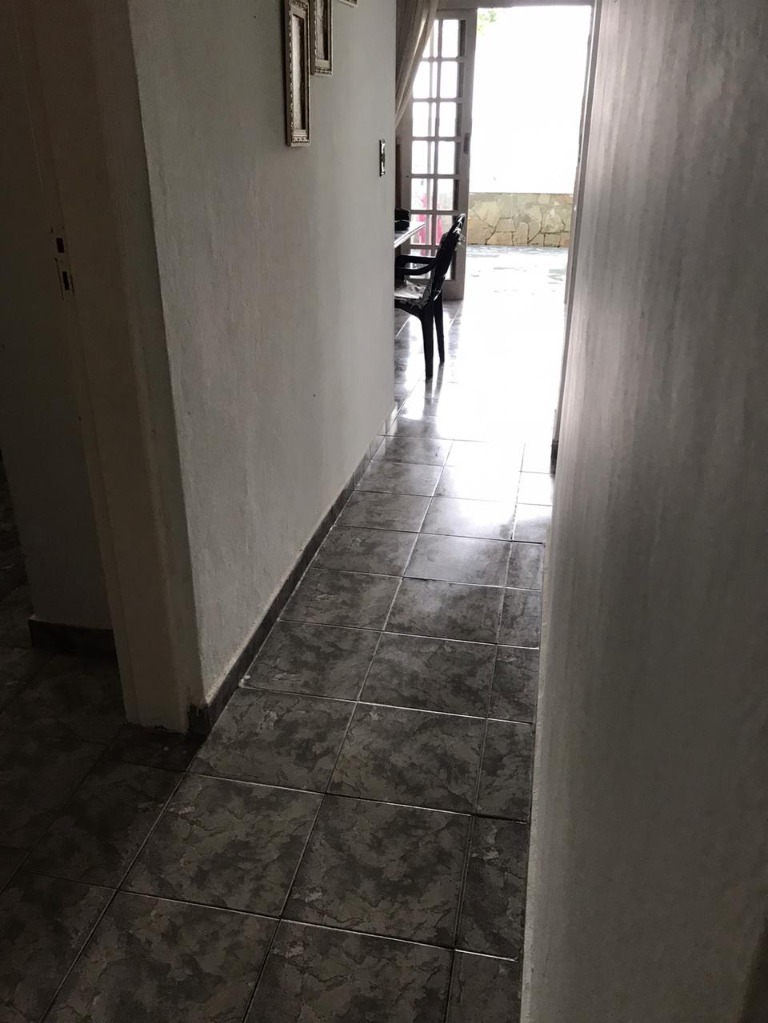 Casa à venda com 4 quartos, 200m² - Foto 18