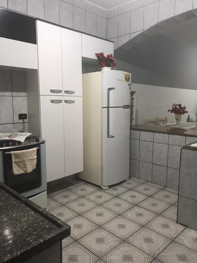 Casa à venda com 2 quartos, 142m² - Foto 4