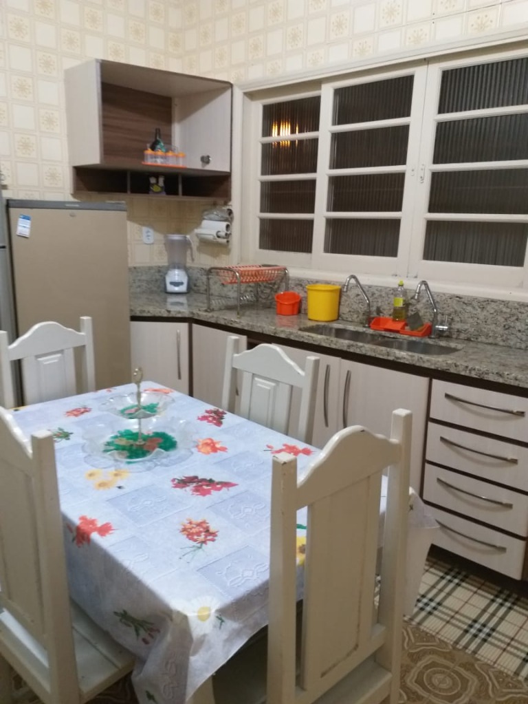 Casa à venda com 3 quartos, 250m² - Foto 9