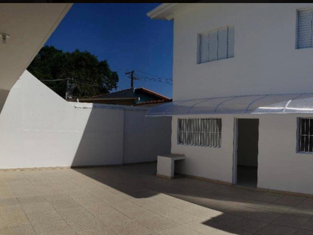 Casa à venda com 3 quartos, 214m² - Foto 13