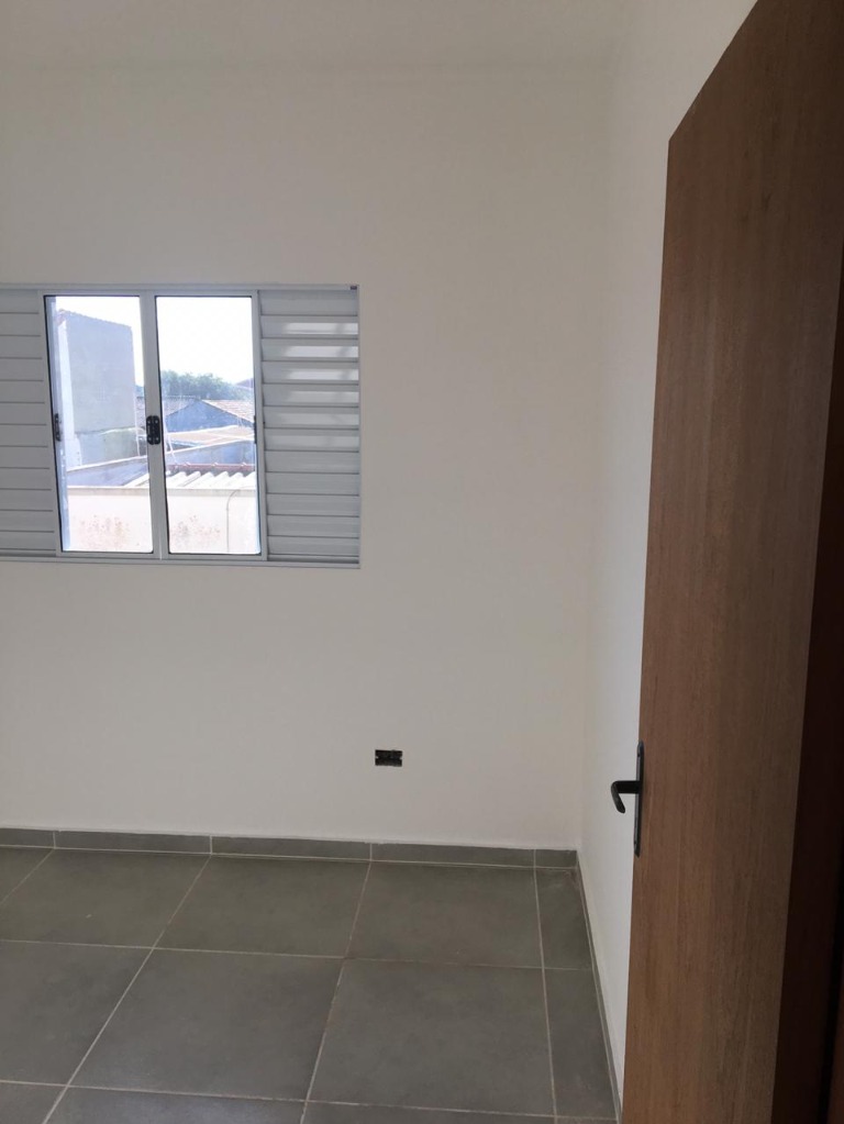 Casa à venda com 2 quartos, 56m² - Foto 12