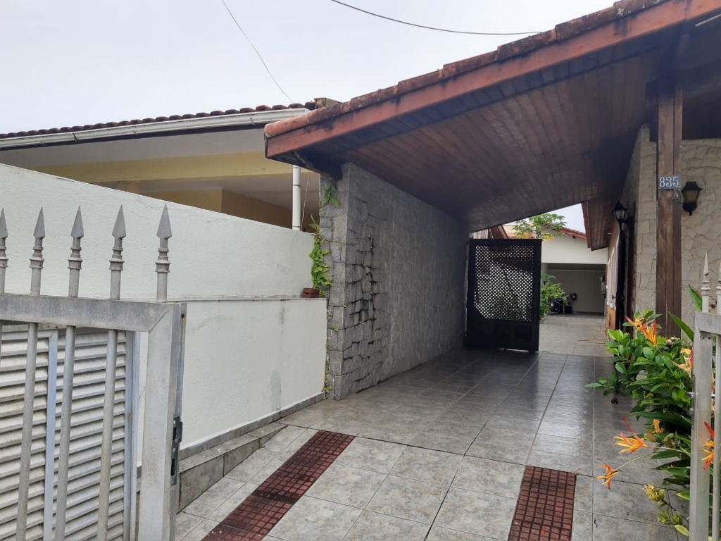 Casa à venda com 2 quartos, 168m² - Foto 3