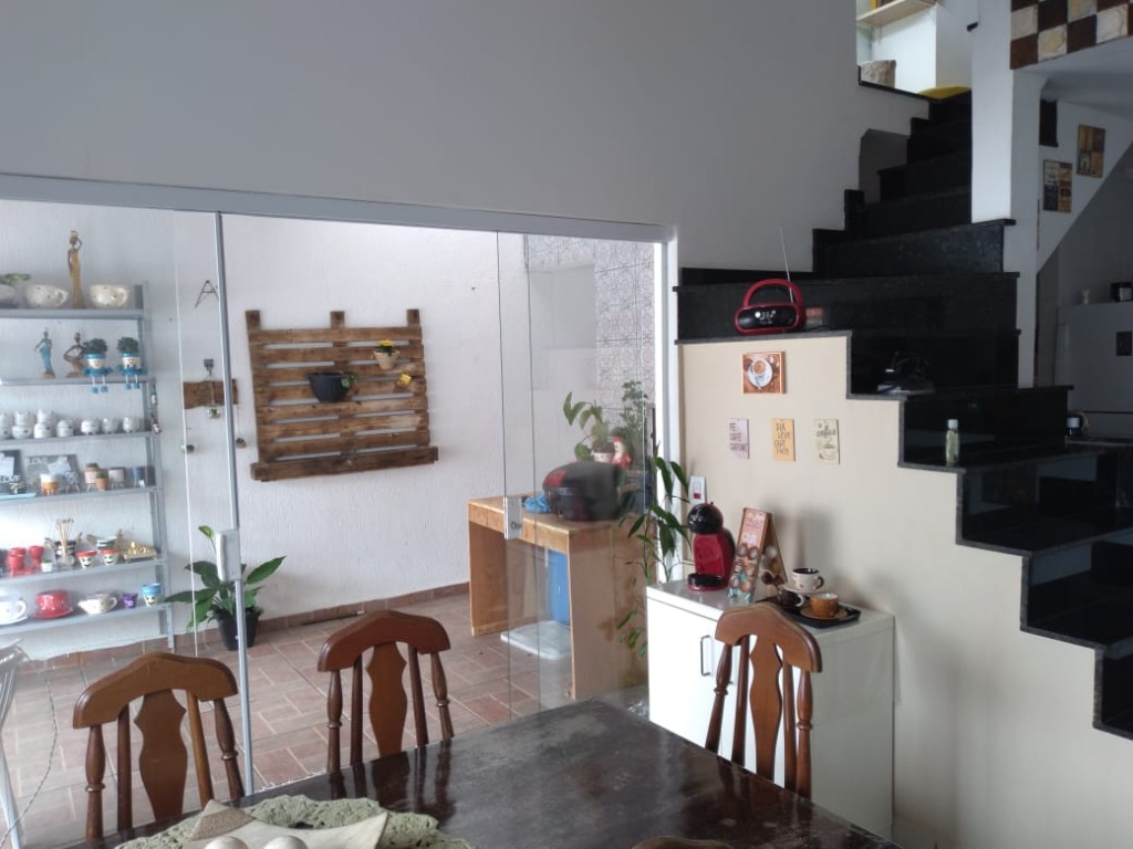 Casa à venda com 3 quartos, 103m² - Foto 13