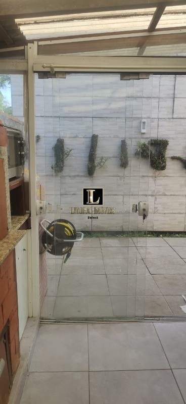 Casa para Comprar em ESPINHEIROS - ITAJAÍ - SC