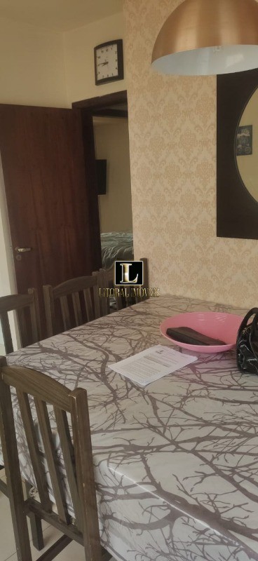 Casa para Comprar em ESPINHEIROS - ITAJAÍ - SC