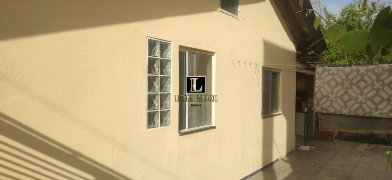 Casa para Comprar em ESPINHEIROS - ITAJAÍ - SC