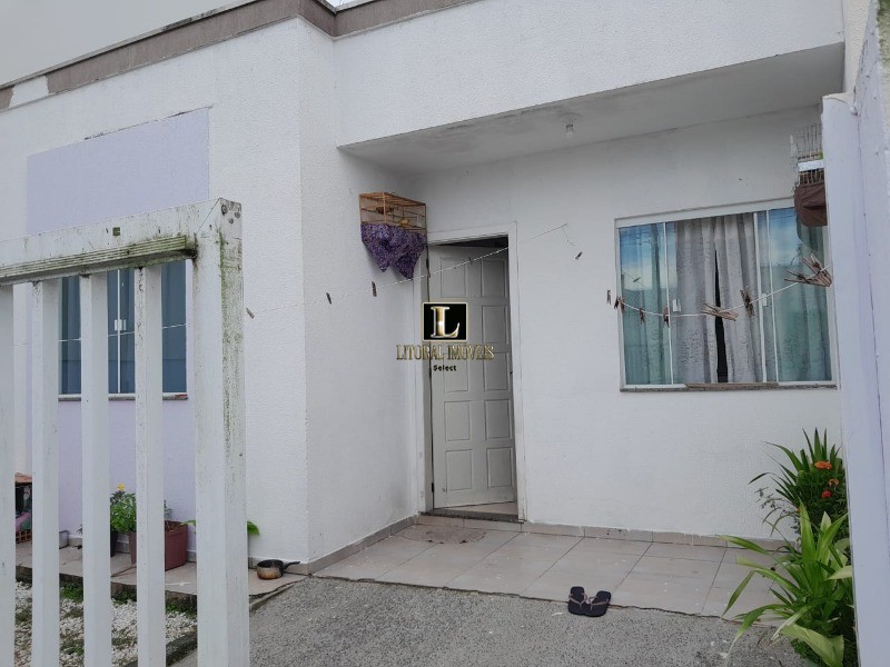 Casa para Comprar em ESPINHEIROS - ITAJAÍ - SC