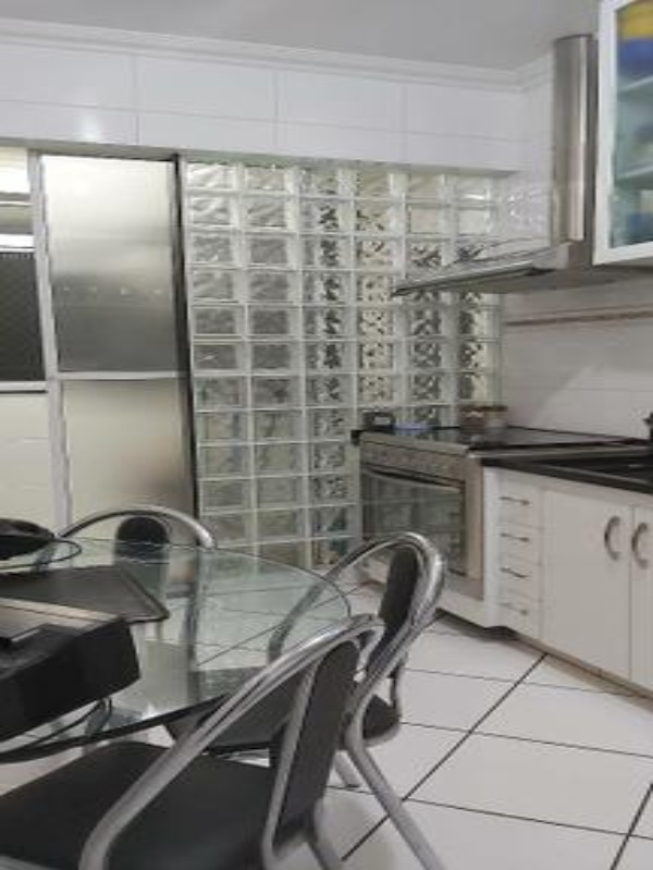 Apartamento à venda com 3 quartos, 116m² - Foto 14