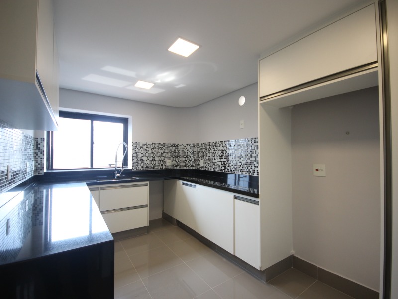 Apartamento à venda com 3 quartos, 285m² - Foto 25