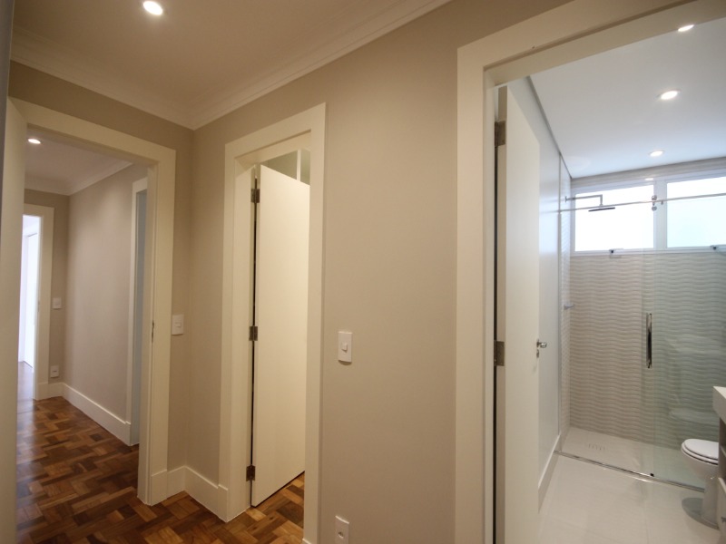 Apartamento à venda com 3 quartos, 210m² - Foto 12