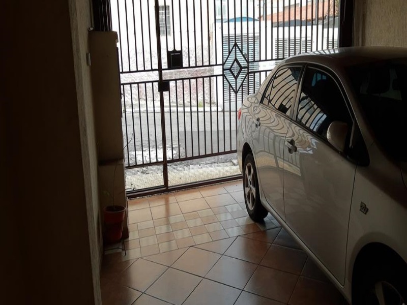 Casa, 3 quartos, 220 m² - Foto 1