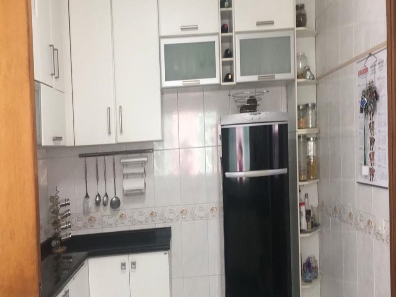 Casa à venda com 3 quartos, 240m² - Foto 10