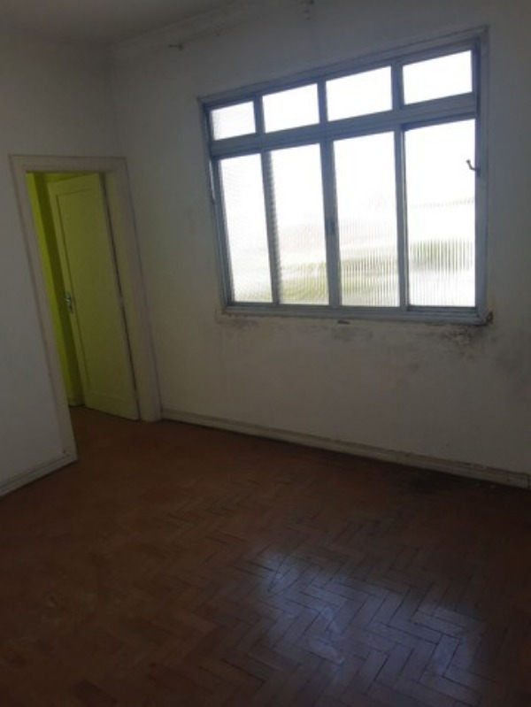 Apartamento à venda com 2 quartos, 135m² - Foto 5