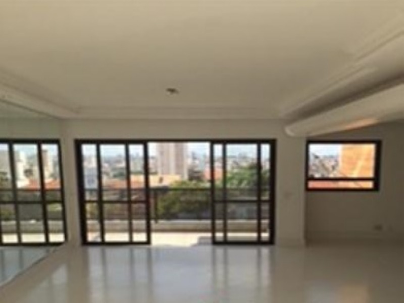 Apartamento à venda com 3 quartos, 224m² - Foto 1