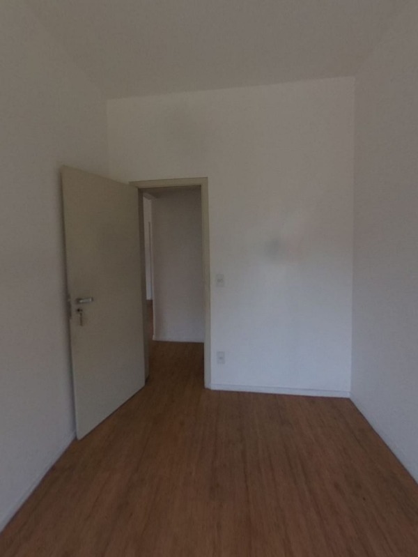 Apartamento à venda com 2 quartos, 83m² - Foto 9