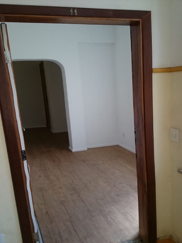 Apartamento à venda com 2 quartos, 83m² - Foto 11