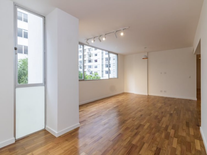 Apartamento à venda com 3 quartos, 130m² - Foto 3