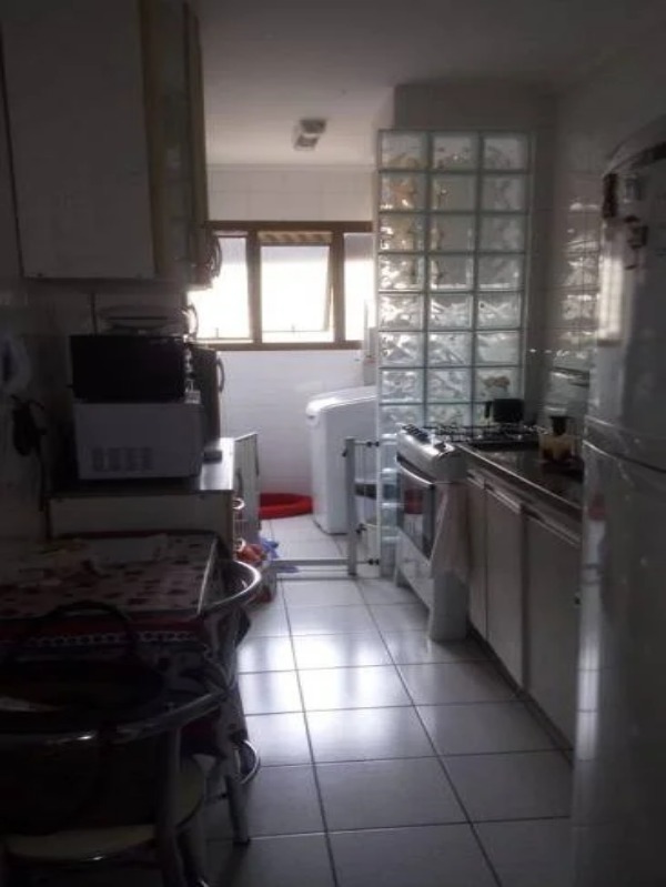 Apartamento à venda com 2 quartos, 60m² - Foto 13