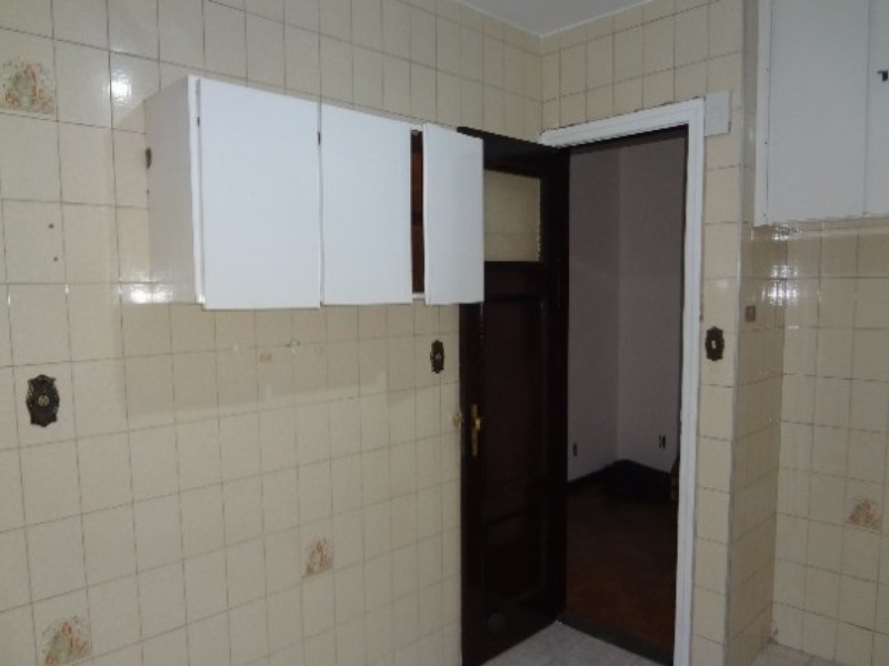 Apartamento à venda com 2 quartos, 76m² - Foto 11