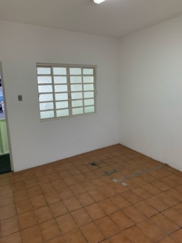 Depósito-Galpão-Armazém à venda, 240m² - Foto 4