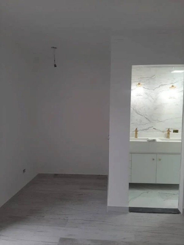 Casa à venda com 3 quartos, 219m² - Foto 8