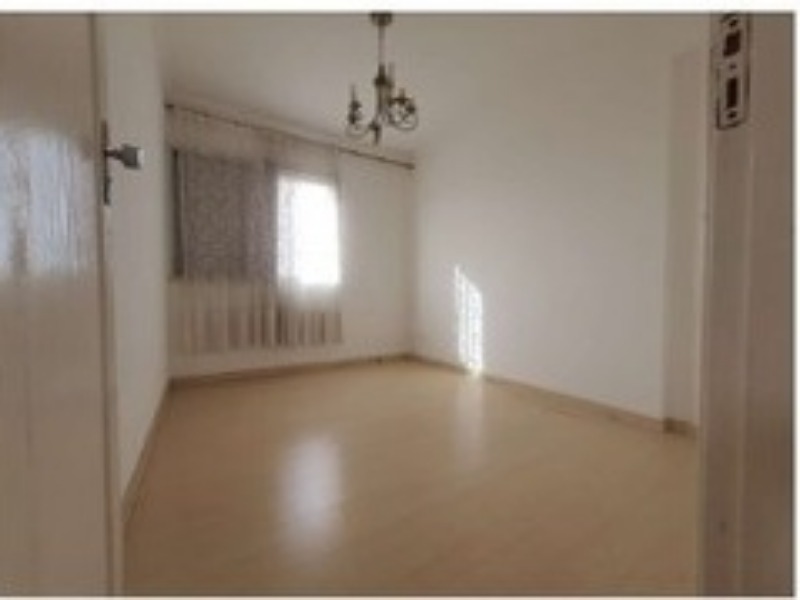 Apartamento à venda com 2 quartos, 68m² - Foto 2