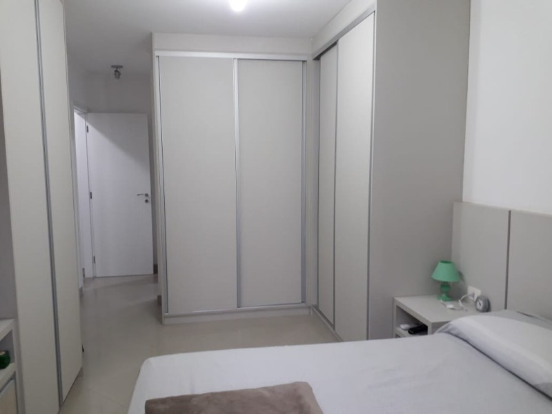 Casa à venda com 3 quartos, 220m² - Foto 15