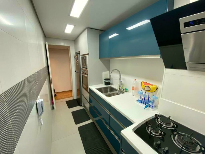 Apartamento à venda com 3 quartos, 119m² - Foto 9