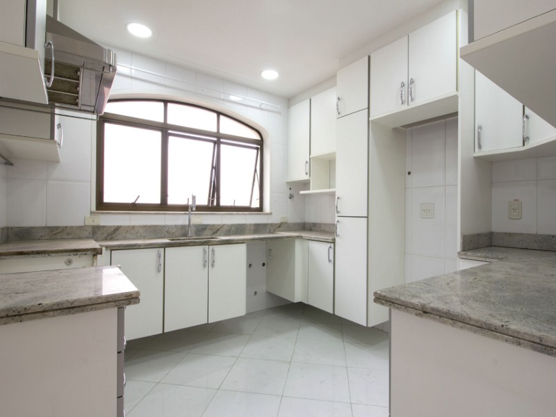 Apartamento à venda com 4 quartos, 244m² - Foto 16