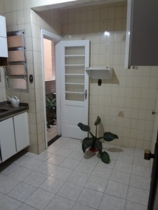 Apartamento à venda com 2 quartos, 76m² - Foto 10