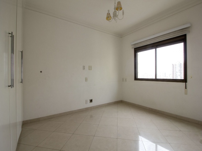 Apartamento à venda com 4 quartos, 244m² - Foto 14