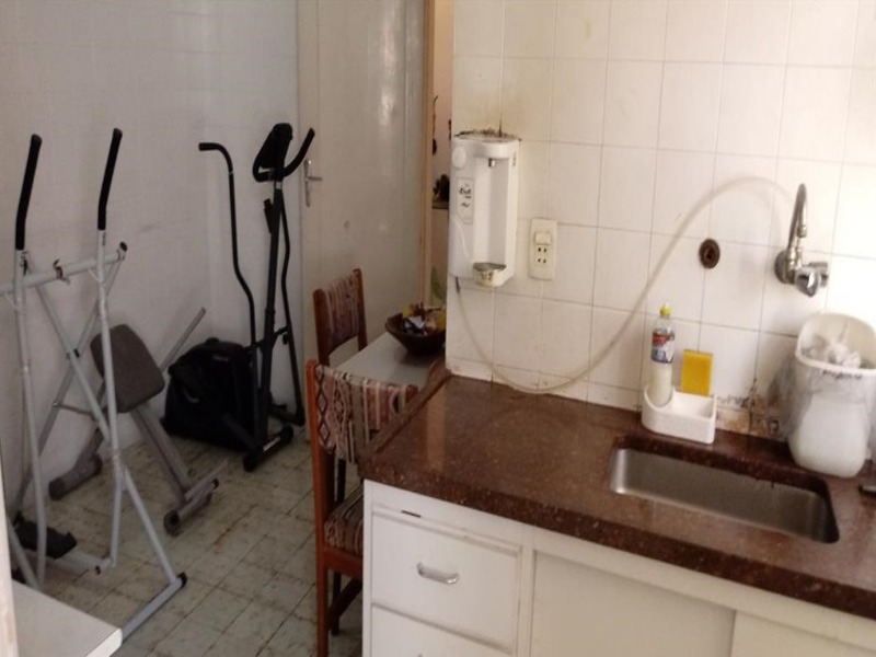 Apartamento à venda com 2 quartos, 100m² - Foto 11