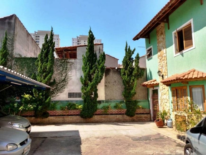 Casa à venda com 6 quartos, 220m² - Foto 26