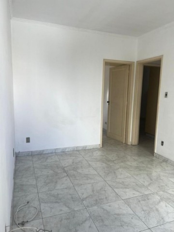 Apartamento à venda com 2 quartos, 70m² - Foto 1