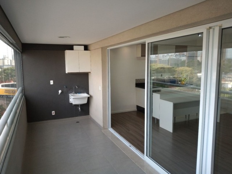 Apartamento à venda com 2 quartos, 67m² - Foto 7