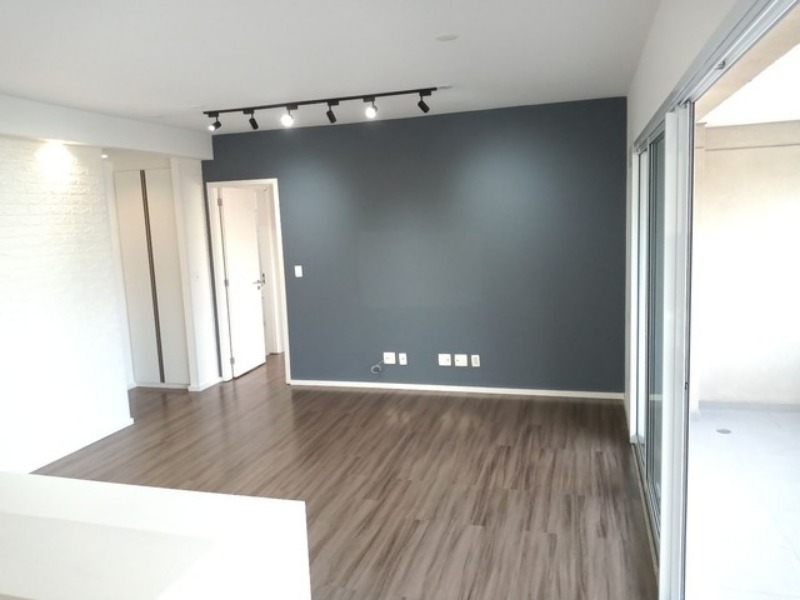 Apartamento à venda com 2 quartos, 67m² - Foto 1