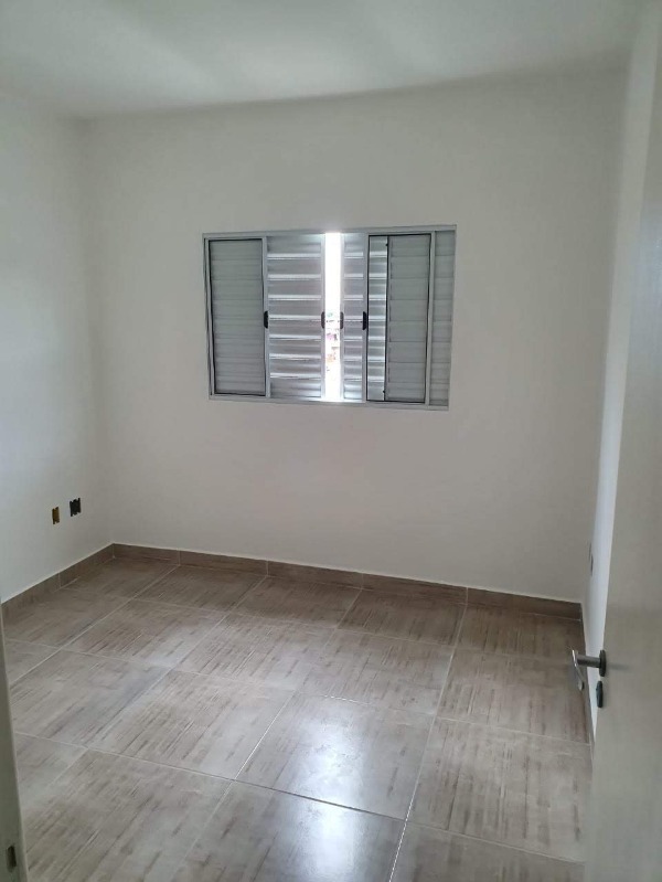 Casa à venda com 2 quartos, 67m² - Foto 5