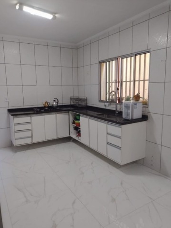 Casa à venda com 3 quartos, 120m² - Foto 4