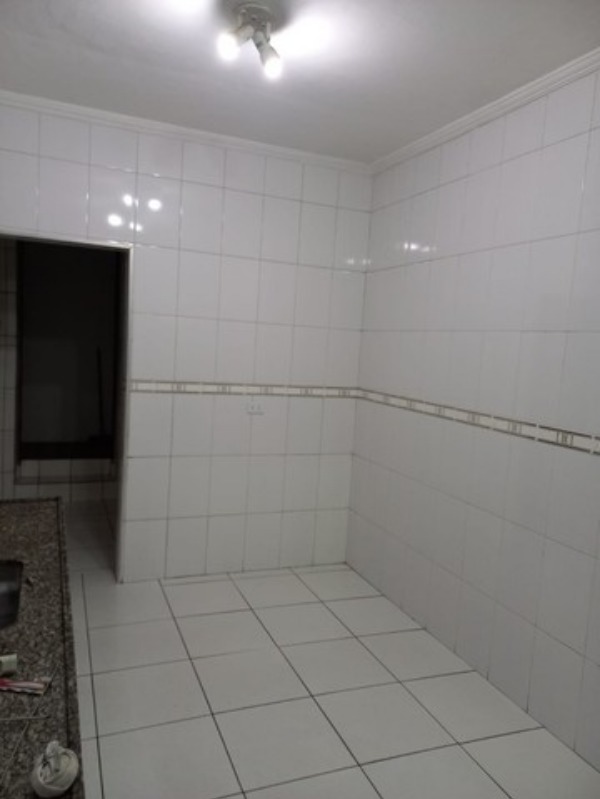 Casa à venda com 4 quartos, 150m² - Foto 4