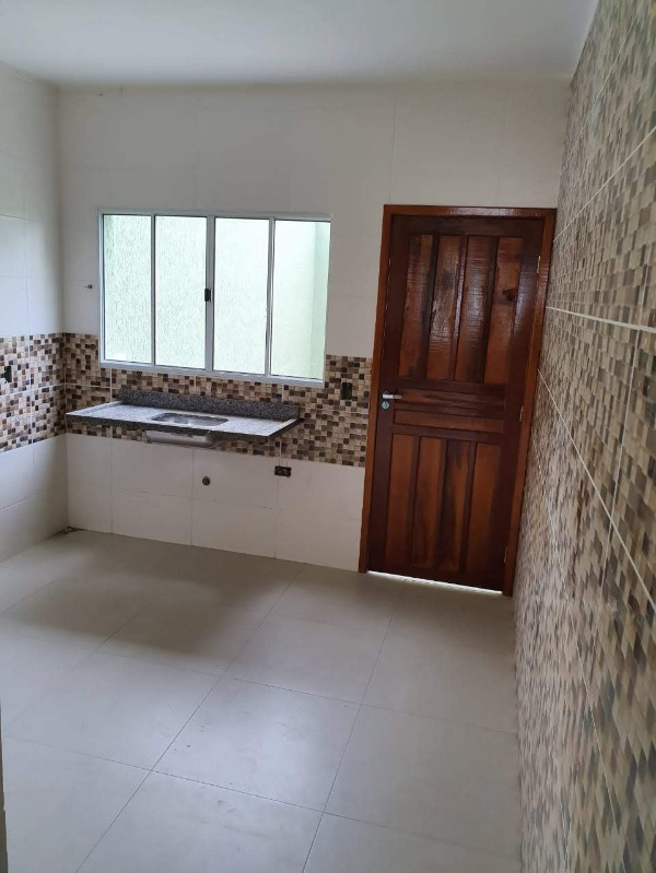 Casa à venda com 2 quartos, 67m² - Foto 13