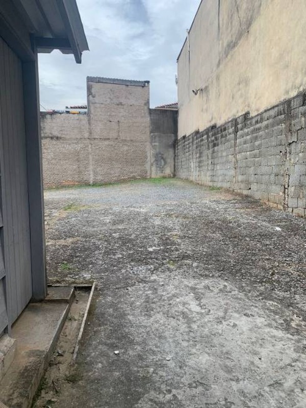 Terreno à venda, 134m² - Foto 2