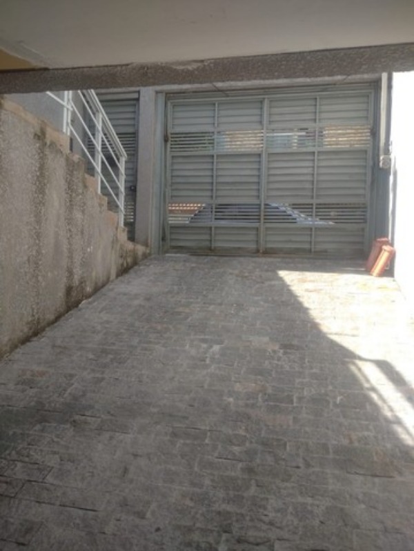 Casa à venda com 3 quartos, 400m² - Foto 18