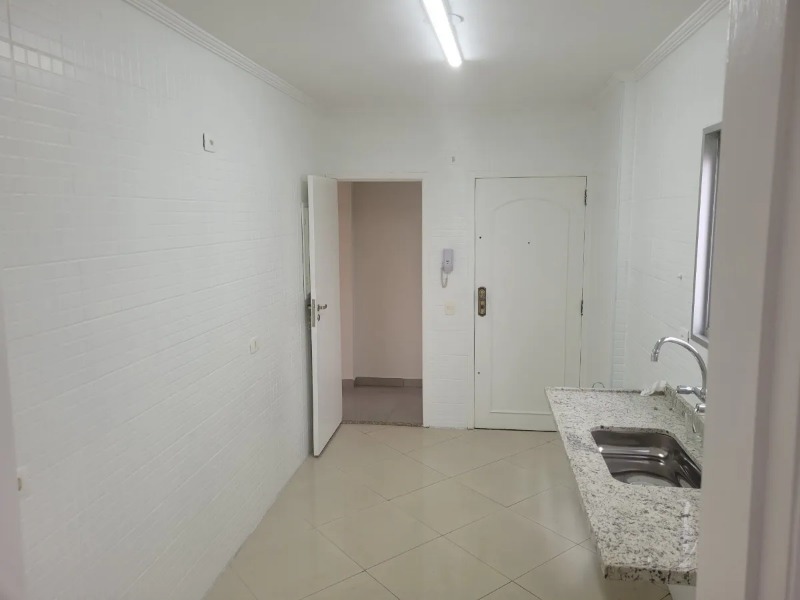 Apartamento à venda com 3 quartos, 95m² - Foto 12