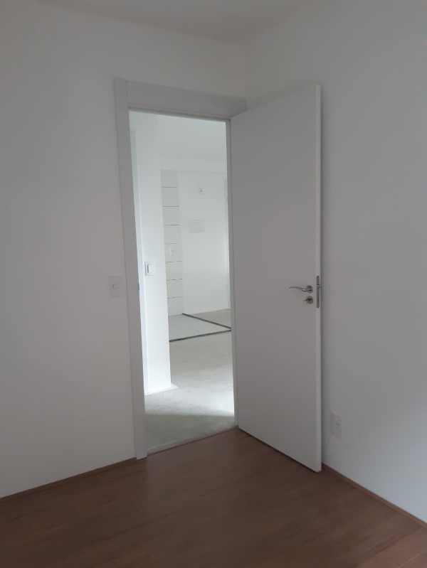 Apartamento à venda com 2 quartos, 42m² - Foto 3